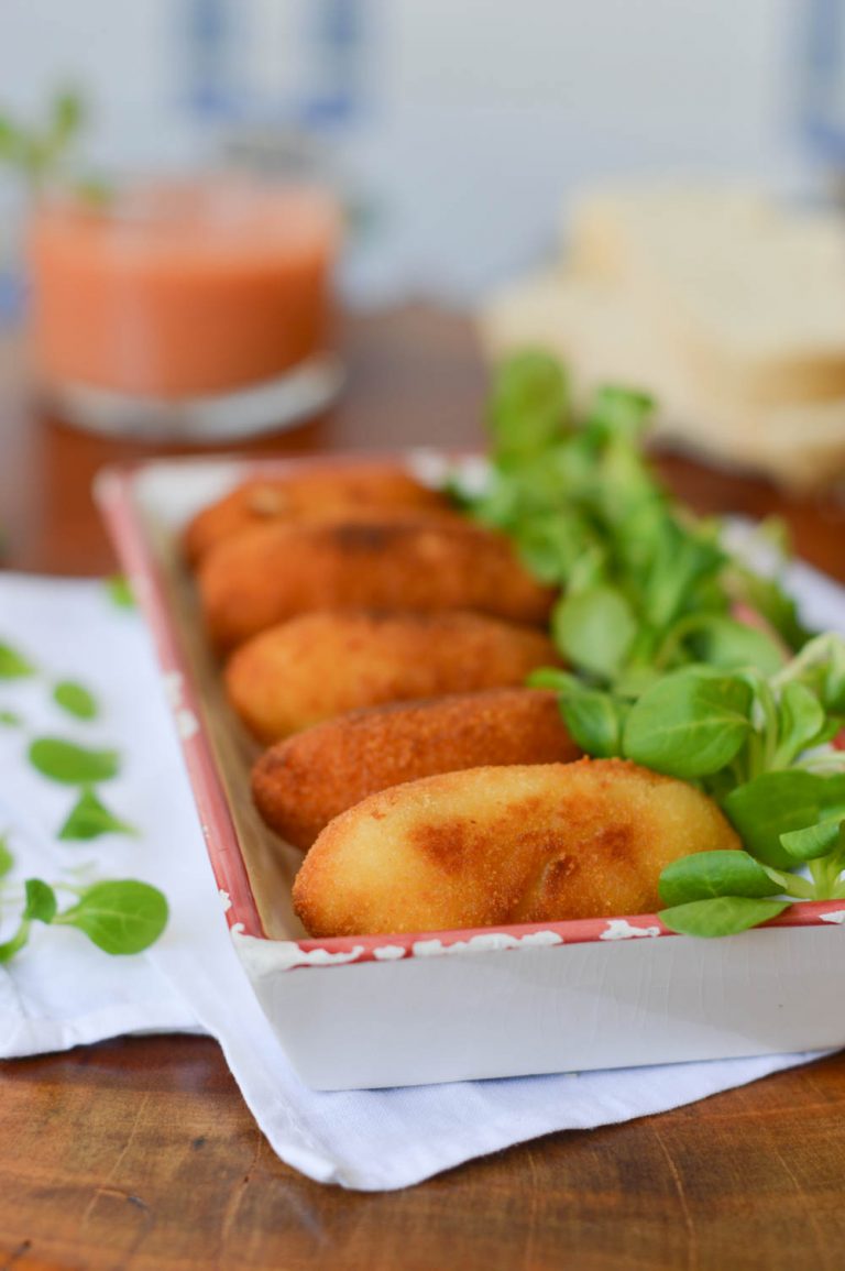 Croquetas de huevo duro y jamón york La Cuchara Azul Nos chiflan las croquetas!!! Todas y cada