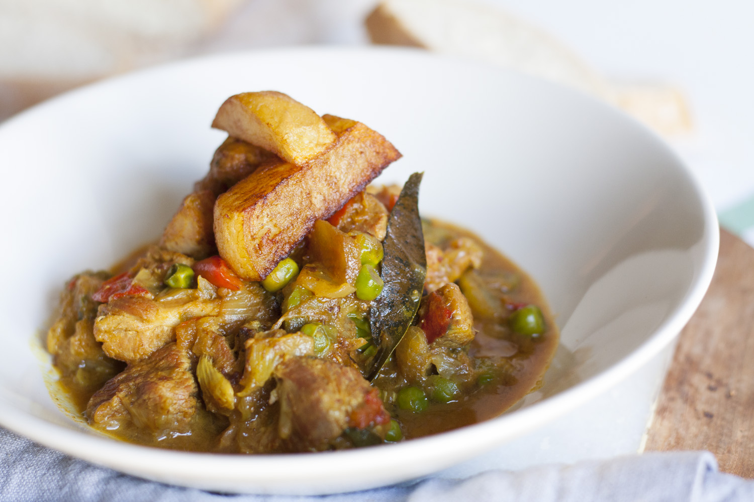 Guiso de pavo con verduras | La Cuchara Azul Con la vuelta a la realidad  después de estas fiestas, nosotras estabamos deseando volver a la rutina.  Por lo menos en esa bendita